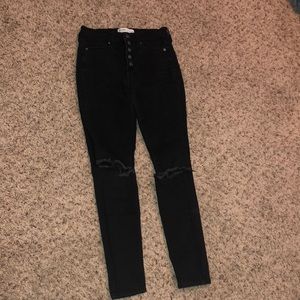 black ripped skinny jeans